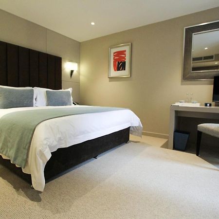Cae Court Hotel Bridgend  Bagian luar foto