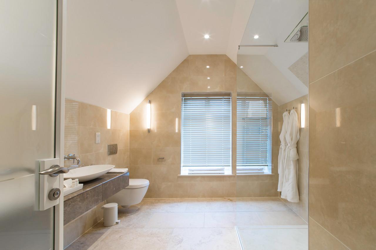 Cae Court Hotel Bridgend  Bagian luar foto