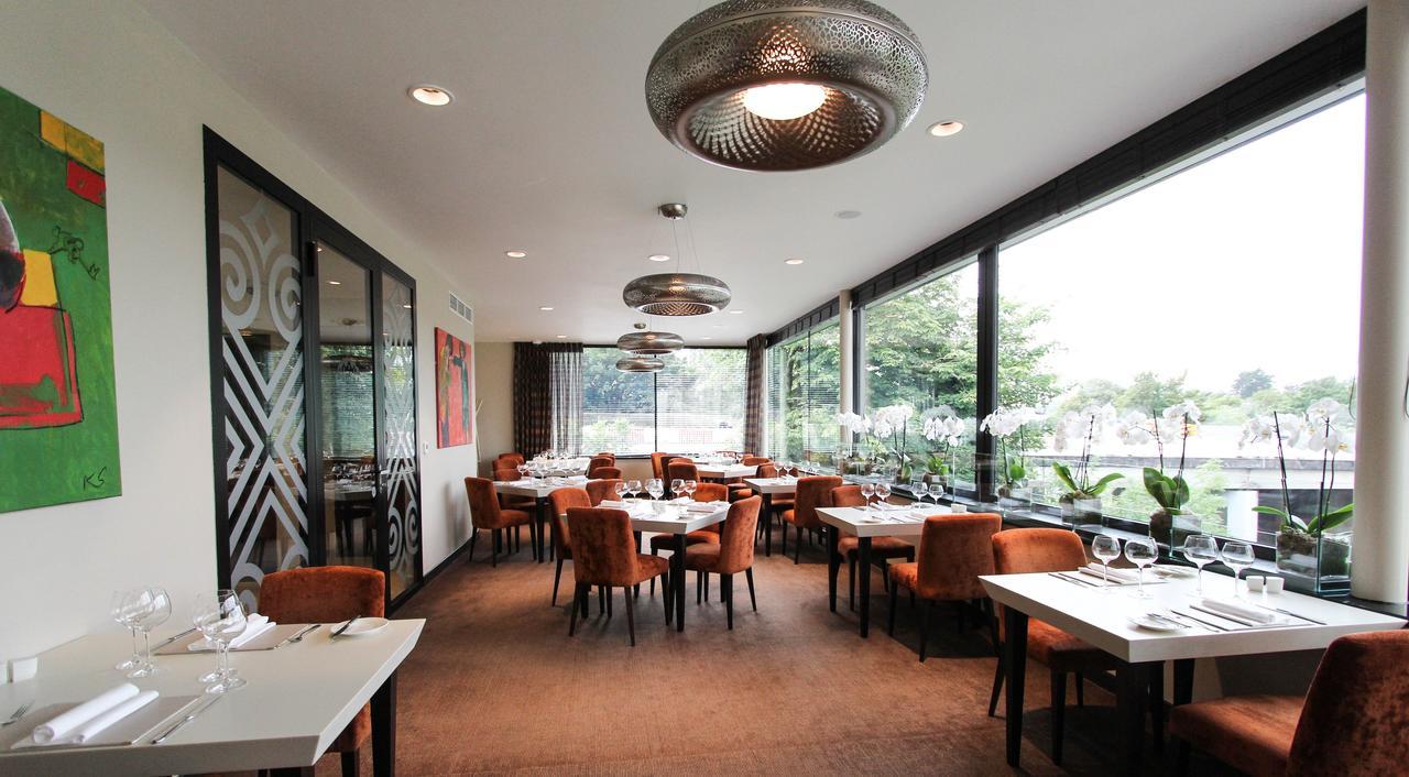 Cae Court Hotel Bridgend  Bagian luar foto