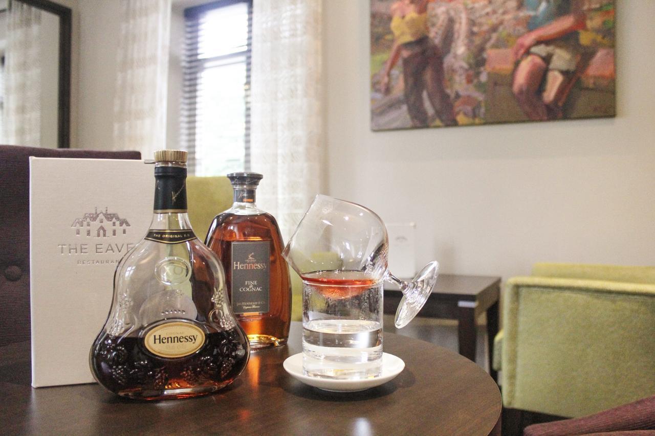 Cae Court Hotel Bridgend  Bagian luar foto